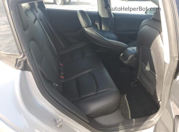 5YJ3E1EB2JF083335 2018 TESLA MODEL Silver Rear interior view