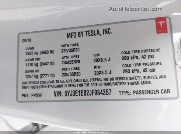 5YJ3E1EB2JF084257 2018 TESLA MODEL 3 White Vista del compartimento del motor