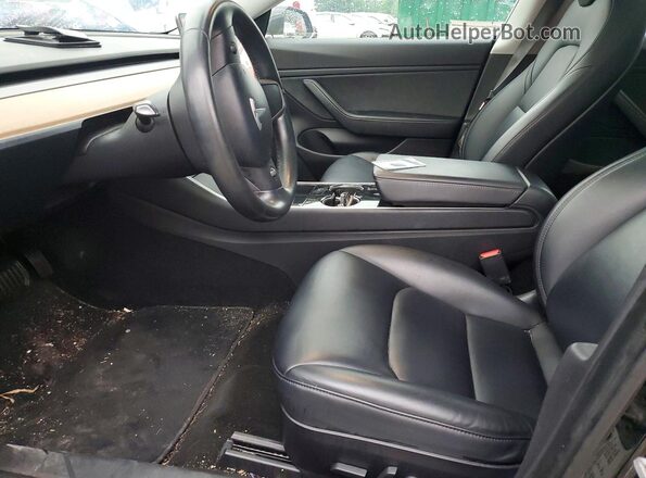 5YJ3E1EB2JF118746 2018 TESLA MODEL Черный Вид салона спереди