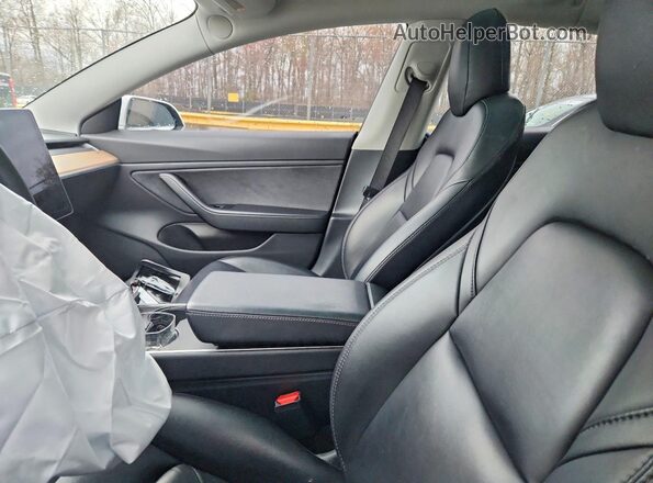 5YJ3E1EB2KF494008 2019 TESLA OTHER Белый Вид салона спереди