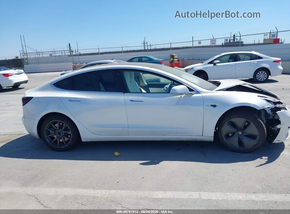 5YJ3E1EB2KF513124 2019 TESLA MODEL 3 White Rear interior view