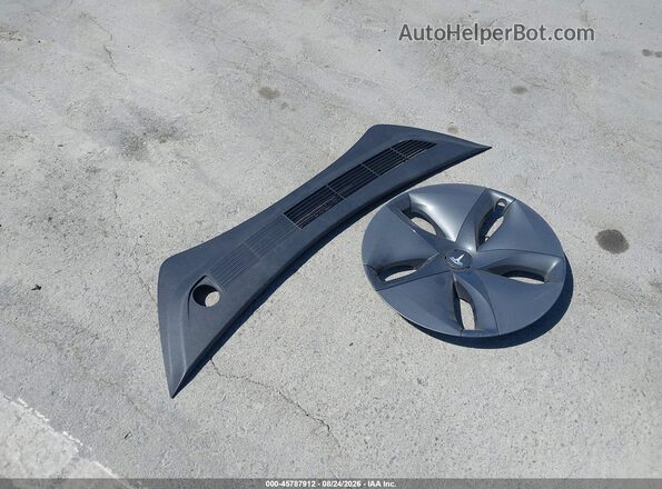 5YJ3E1EB2KF513124 2019 TESLA MODEL 3 White Dashboard view
