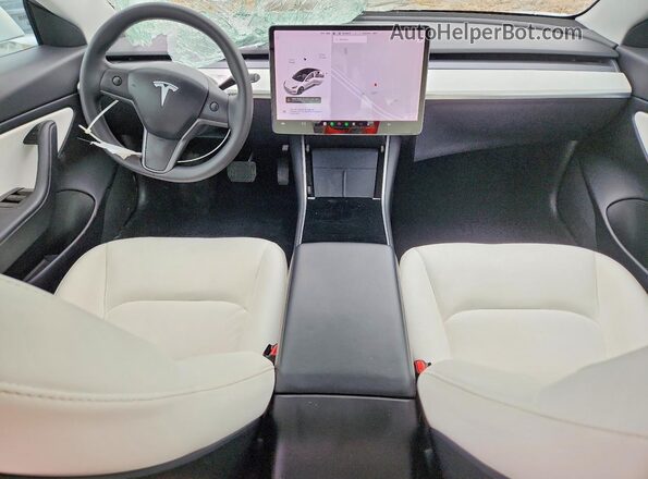 5YJ3E1EB2LF787800 2020 TESLA MODEL White Vista del salpicadero