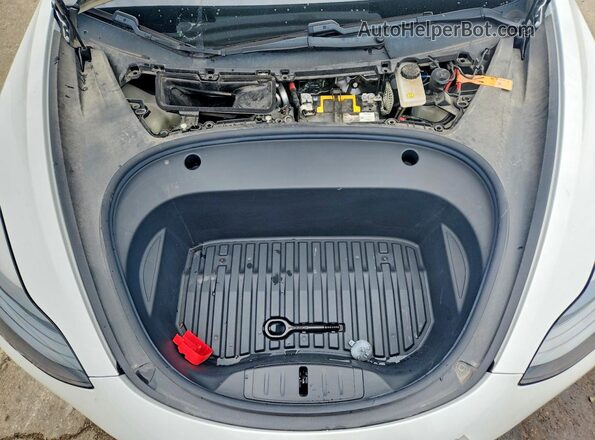 5YJ3E1EB2MF055930 2021 TESLA MODEL White Вид підкапотного простору