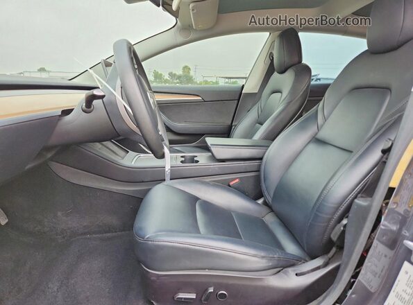 5YJ3E1EB2NF294072 2022 TESLA MODEL Gray წინა სალონის ხედი