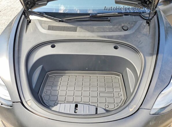 5YJ3E1EB2PF661944 2023 TESLA MODEL Black Vista interior trasera