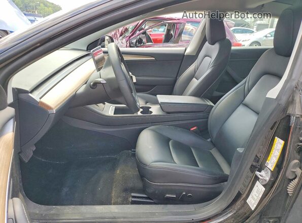 5YJ3E1EB2PF673544 2023 TESLA MODEL Черный Вид салона спереди