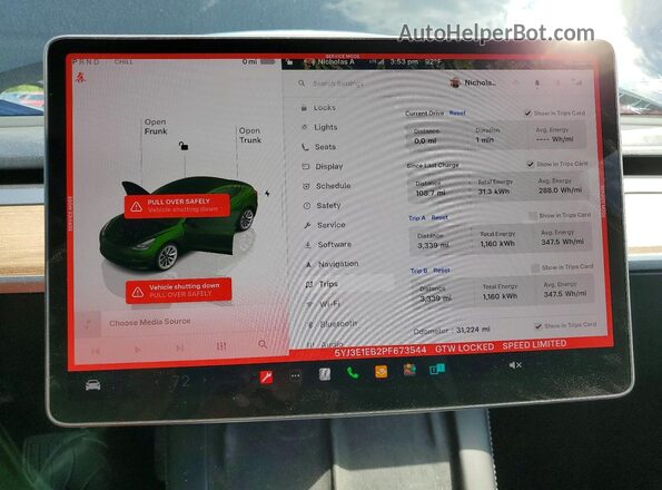 5YJ3E1EB2PF673544 2023 TESLA MODEL Черный Вид щитка приборов