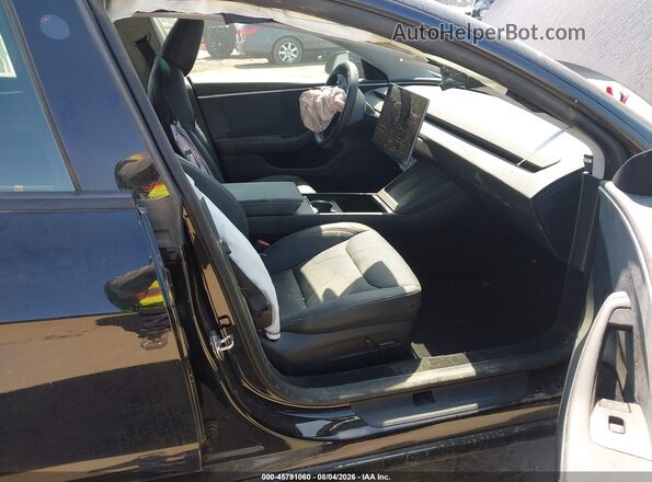 5YJ3E1EB2RF801963 2024 TESLA MODEL 3 Черный Вид салона спереди