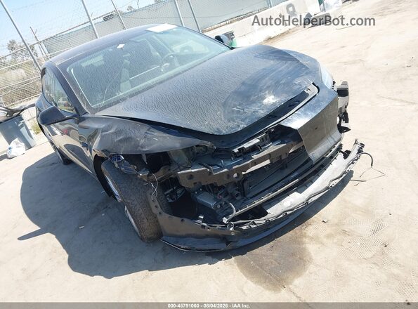 5YJ3E1EB2RF801963 2024 TESLA MODEL 3 Черный Вид спереди