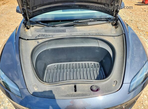5YJ3E1EB2RF810050 2024 TESLA MODEL Gray Rear interior view