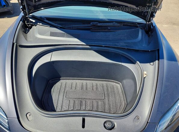 5YJ3E1EB2RF813529 2024 TESLA MODEL Black Rear interior view