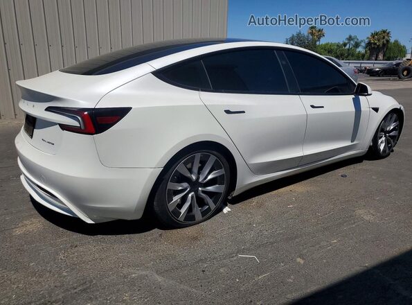 5YJ3E1EB2SF933773 2025 TESLA MODEL Белый Задняя правая четверть