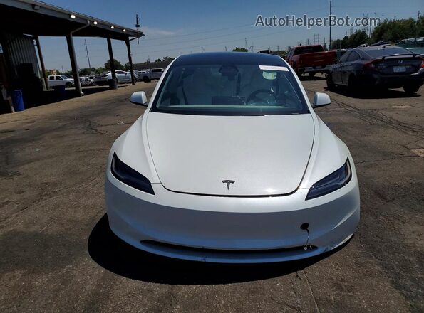5YJ3E1EB2SF953098 2025 TESLA MODEL Белый Вид спереди