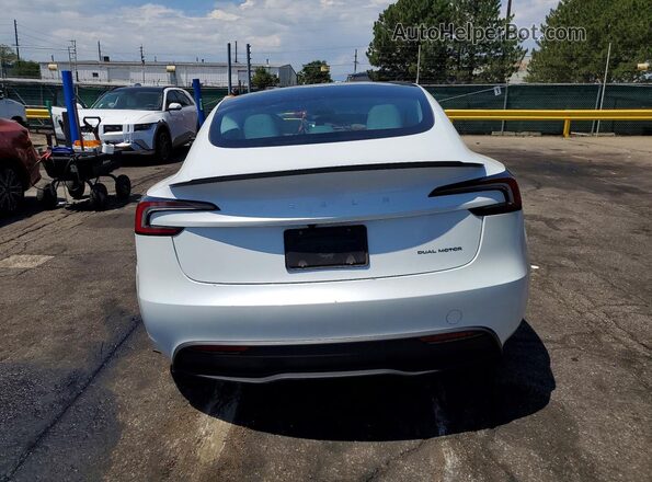 5YJ3E1EB2SF953098 2025 TESLA MODEL Белый Вид сзади