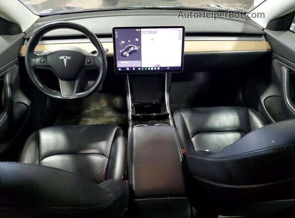 5YJ3E1EB3JF186697 2018 TESLA MODEL Black Widok deski rozdzielczej