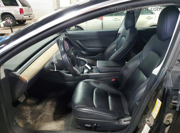 5YJ3E1EB3JF186697 2018 TESLA MODEL Black Widok wnętrza z przodu