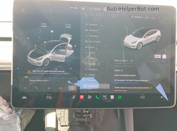 5YJ3E1EB3MF936815 2021 TESLA MODEL White ხელსაწყოთა პანელის ხედი