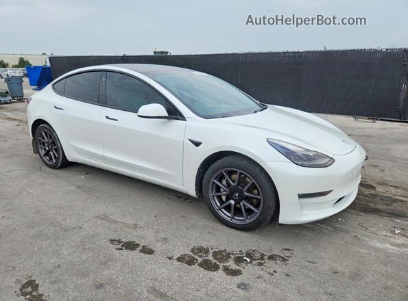 5YJ3E1EB3NF272968 2022 TESLA MODEL White Delantero derecho