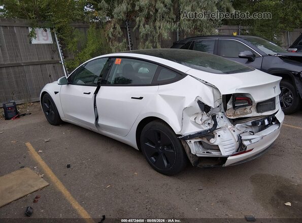 5YJ3E1EB3NF327936 2022 TESLA MODEL 3 Белый Вид задней части салона