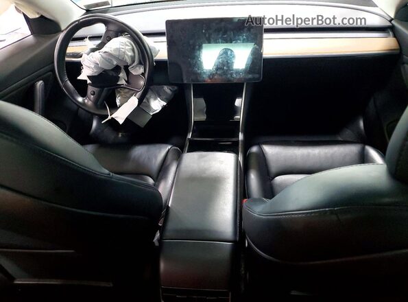 5YJ3E1EB4JF091114 2018 TESLA MODEL Silver წინა პანელის ხედი