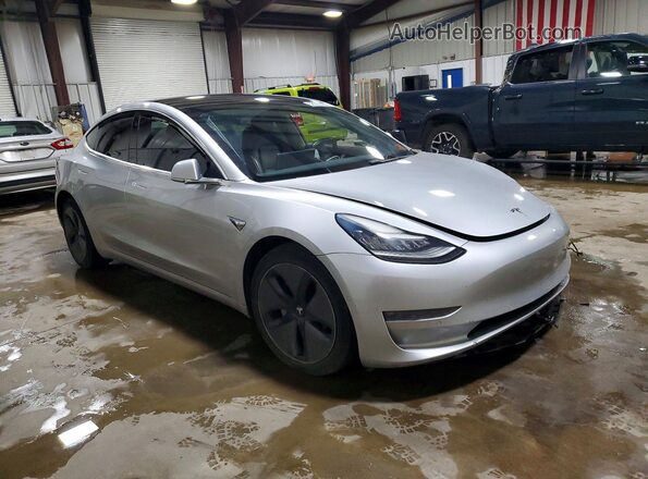 5YJ3E1EB4JF091114 2018 TESLA MODEL Silver წინა მარჯვენა