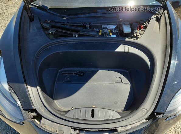 5YJ3E1EB4JF170623 2018 TESLA MODEL Black უკანა სალონის ხედი