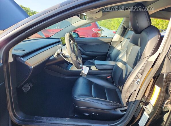 5YJ3E1EB4MF859534 2021 TESLA MODEL Черный Вид салона спереди