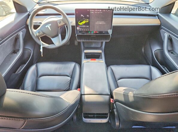 5YJ3E1EB4MF859534 2021 TESLA MODEL Черный Вид панели приборов