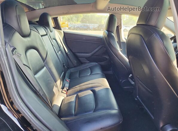 5YJ3E1EB4MF859534 2021 TESLA MODEL Черный Вид задних сидений
