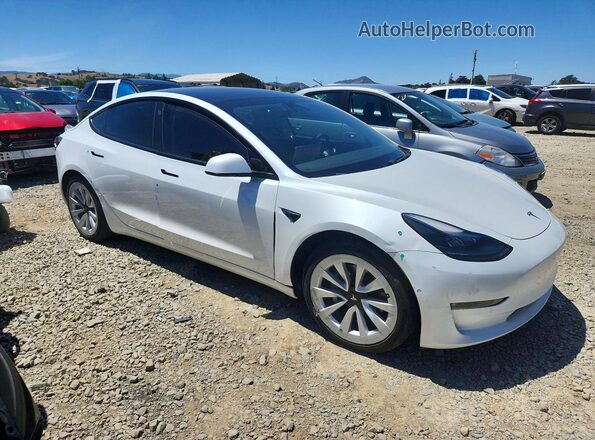 5YJ3E1EB4MF902253 2021 TESLA MODEL White Przód prawy