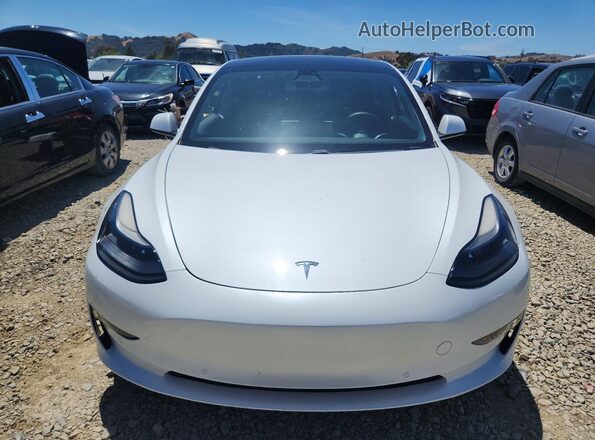 5YJ3E1EB4MF902253 2021 TESLA MODEL White Widok z przodu