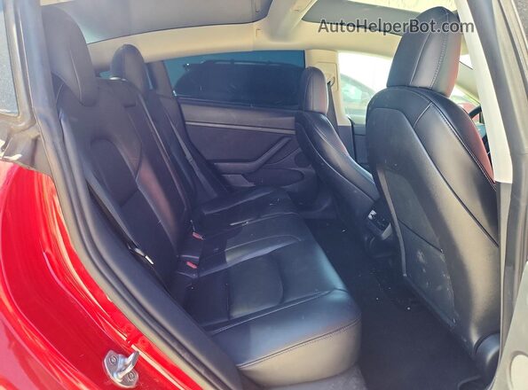 5YJ3E1EB4NF289679 2022 TESLA MODEL Красный Вид задних сидений