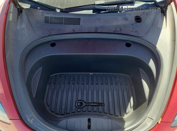 5YJ3E1EB4NF289679 2022 TESLA MODEL Красный Вид задней части салона