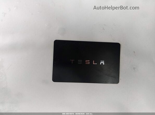 5YJ3E1EB5JF055951 2018 TESLA MODEL 3 White Widok deski rozdzielczej