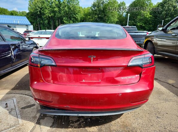 5YJ3E1EB5JF146136 2018 TESLA MODEL Красный Вид сзади