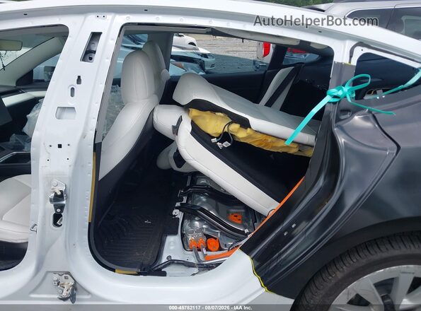 5YJ3E1EB5NF153092 2022 TESLA MODEL 3 White Вид наклейки з VIN-кодом