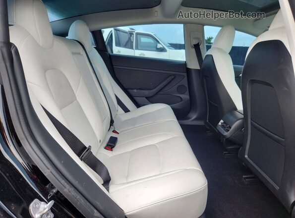 5YJ3E1EB5NF277590 2022 TESLA MODEL Black უკანა სავარძლების ხედი