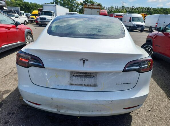 5YJ3E1EB5NF285804 2022 TESLA MODEL White Вид ззаду
