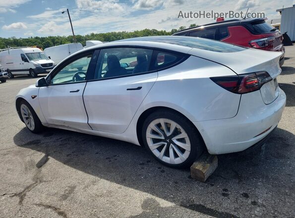 5YJ3E1EB5NF285804 2022 TESLA MODEL White Панорамний вид салону 360°