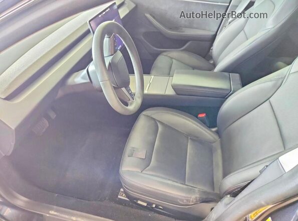 5YJ3E1EB5RF740561 2024 TESLA MODEL Charcoal წინა სალონის ხედი