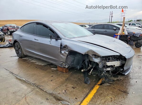 5YJ3E1EB5SF939096 2025 TESLA MODEL Серебряный Передняя правая четверть