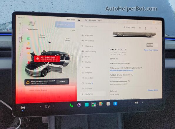 5YJ3E1EB5SF939096 2025 TESLA MODEL Серебряный Вид щитка приборов