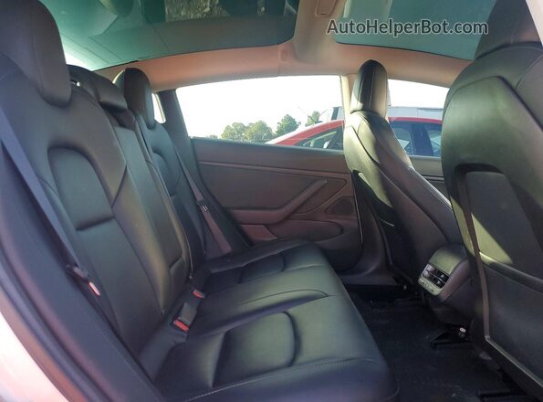5YJ3E1EB6KF199574 2019 TESLA MODEL White Vista de los asientos traseros