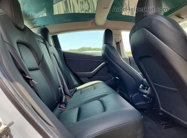 5YJ3E1EB6KF436984 2019 TESLA MODEL Белый Вид задних сидений