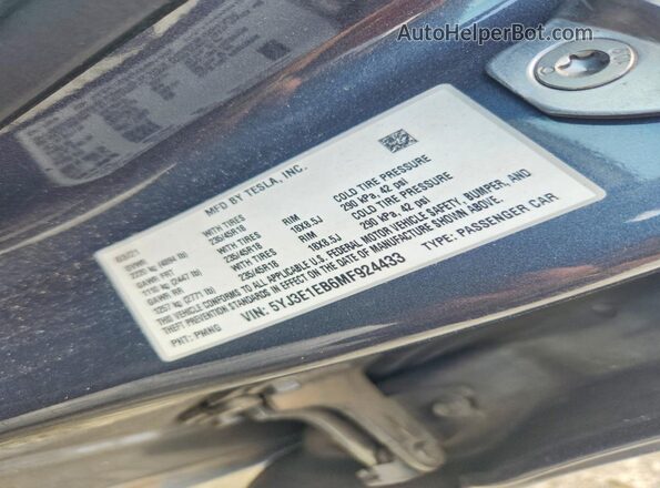 5YJ3E1EB6MF924433 2021 TESLA MODEL Blue ძრავის განყოფილების ხედი