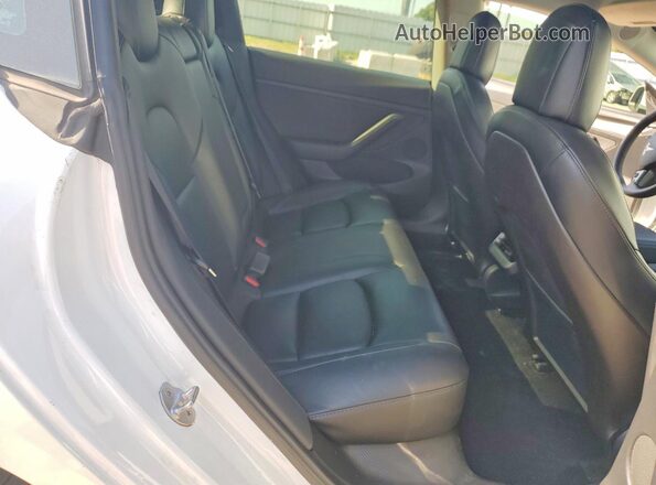 5YJ3E1EB6MF992702 2021 TESLA MODEL Белый Вид задних сидений