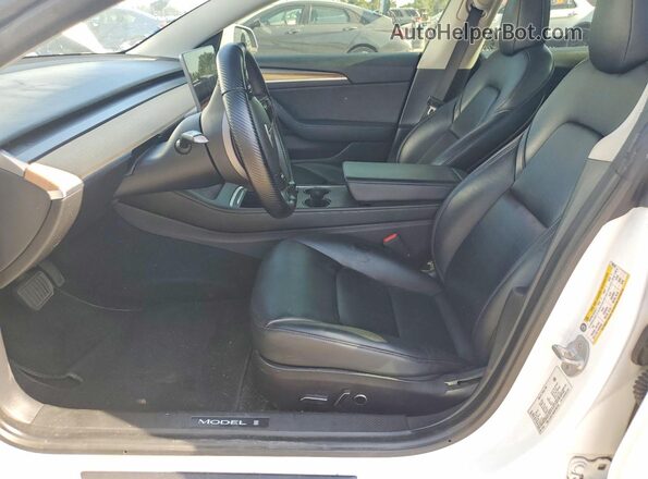 5YJ3E1EB6MF992702 2021 TESLA MODEL Белый Вид салона спереди