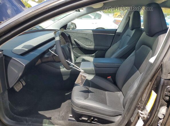 5YJ3E1EB6RF736518 2024 TESLA MODEL Charcoal Vista interior delantera