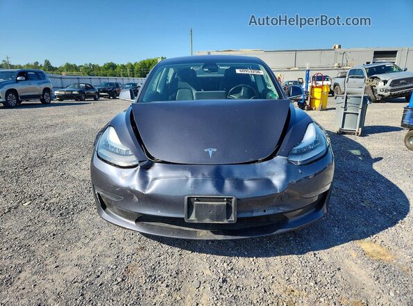 5YJ3E1EB7JF151371 2018 TESLA MODEL Gray Вид спереду